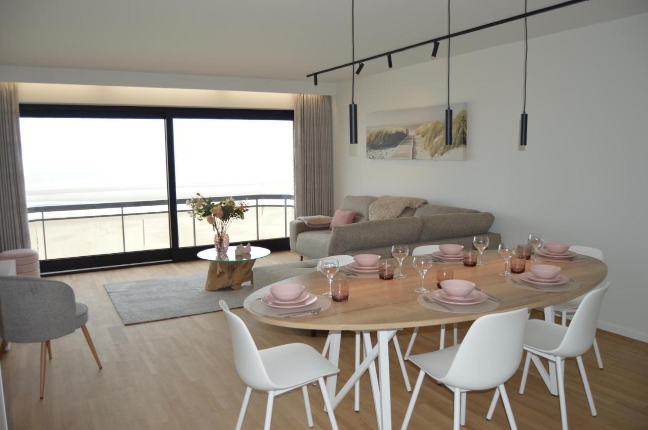 Apartment Zeezicht Vanop Het 6 De Verdiep *